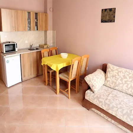 Dani Apartmán *