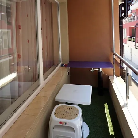 Apartment Dani Pomorie